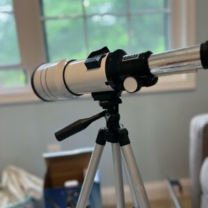 White and Black Learning Telescope for Kids